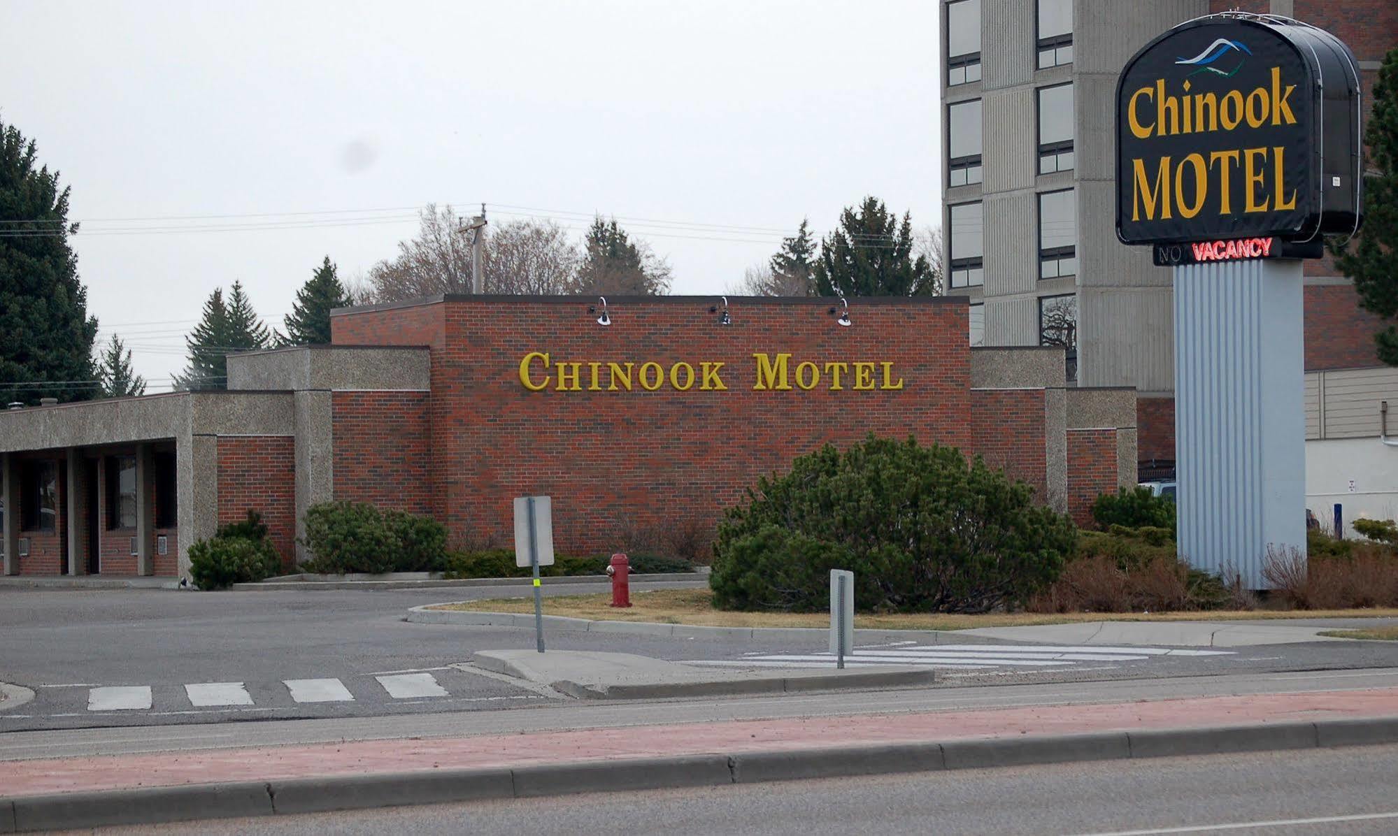 לטברידג' Chinook Motel מראה חיצוני תמונה