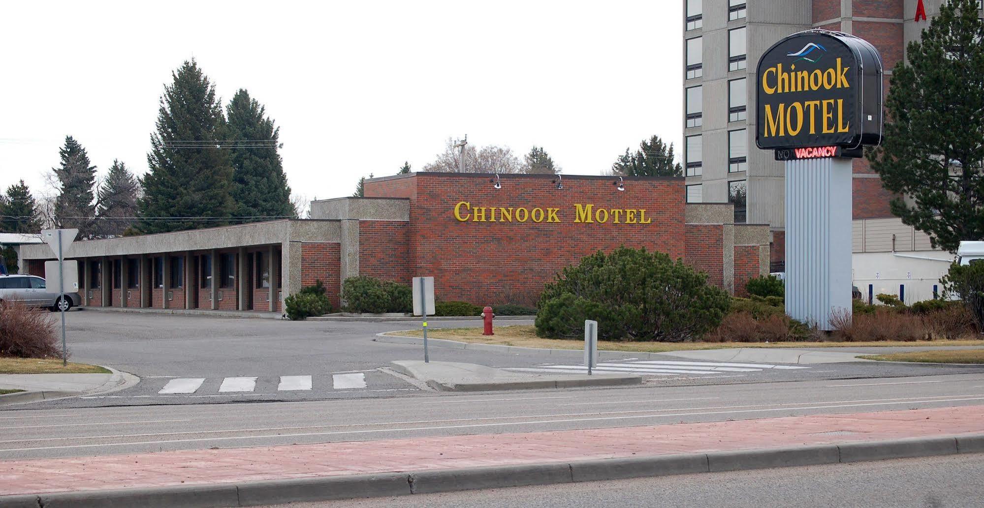 לטברידג' Chinook Motel מראה חיצוני תמונה